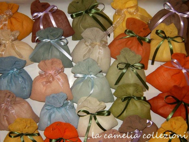 sacchettini-colorati-la-camelia-collezioni