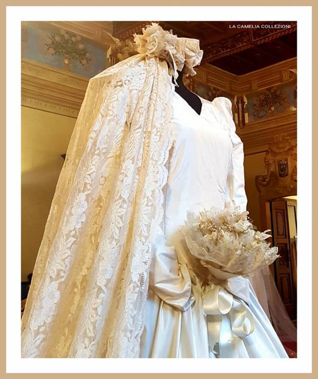 vestiti da sposa antichi e d'epoca - collezione - la camelia collezioni